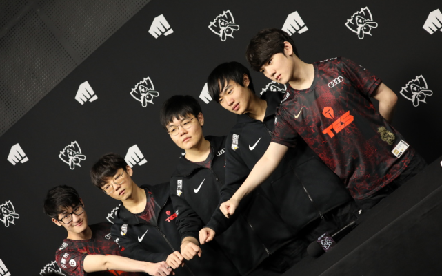 与发展联盟 与发展联盟