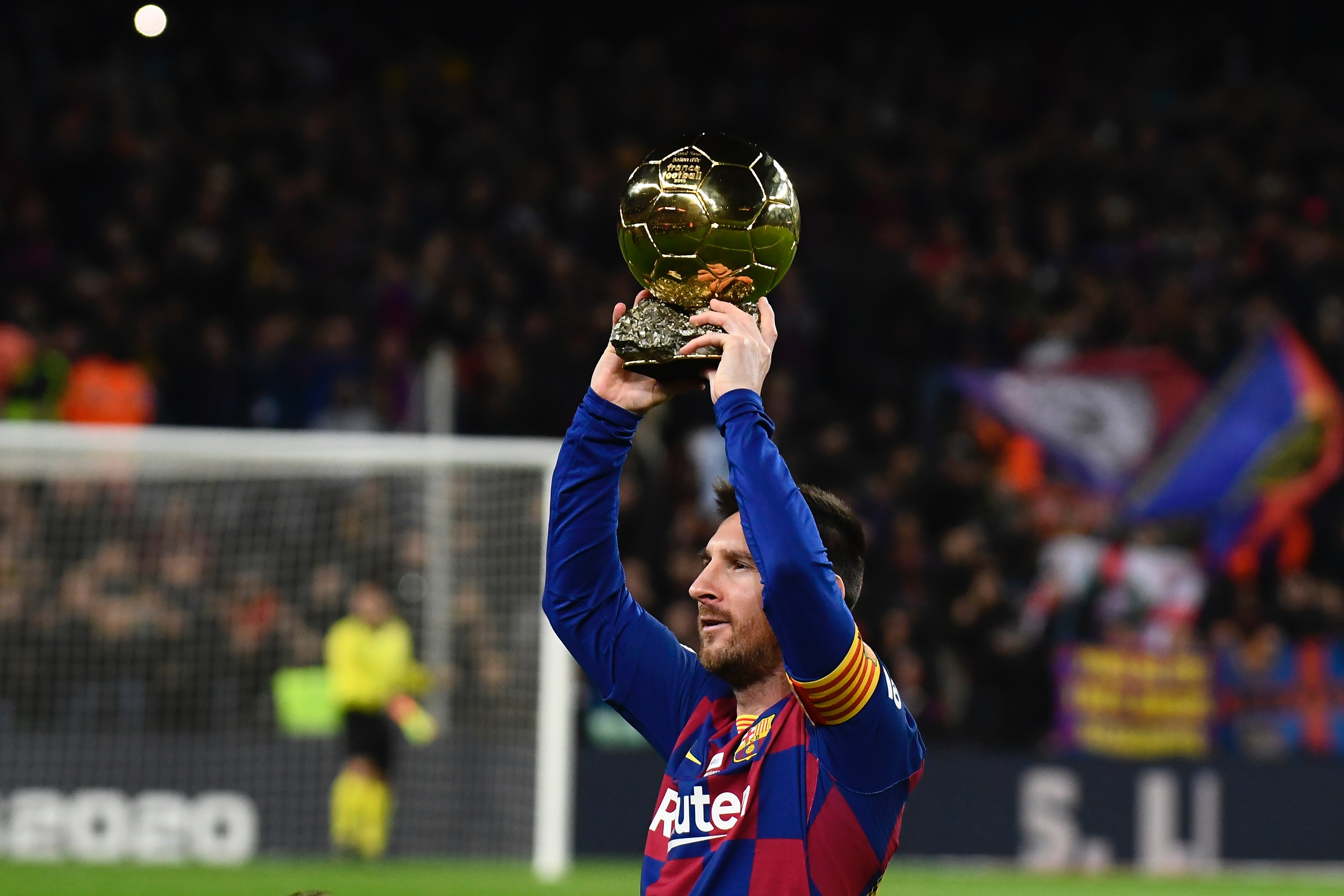 与年龄曲线 与年龄曲线